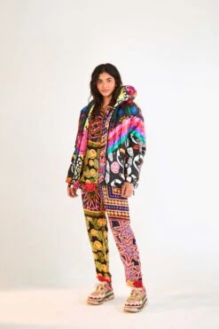 Farm Rio Patchwork Tapestry Smiley® Pants -Colorful Wear Store 305163 04