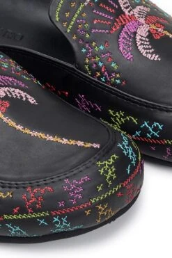 Farm Rio Black Coconut Tree Flat Clog -Colorful Wear Store 307688 02