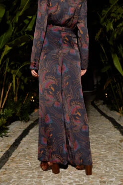 Farm Rio Sequin Toucans Lenzing™ Ecovero™ Viscose Pants -Colorful Wear Store 308186 05