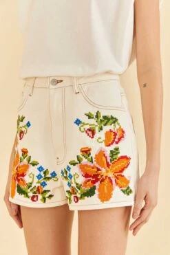 Farm Rio Embroidered Floral Twill Shorts -Colorful Wear Store 309421 02