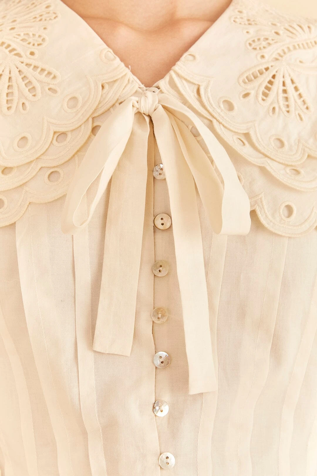 Farm Rio Off-White Richelieu Big Collar Blouse 5 Farm Rio Off-White Richelieu Big Collar Blouse - Image 5